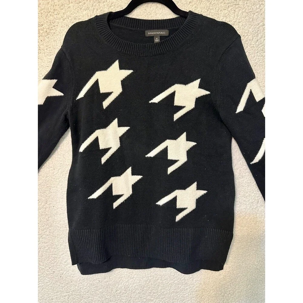 Banana Republic Black/White Herringbone Knit‎ Sweater Black Trim  Size S